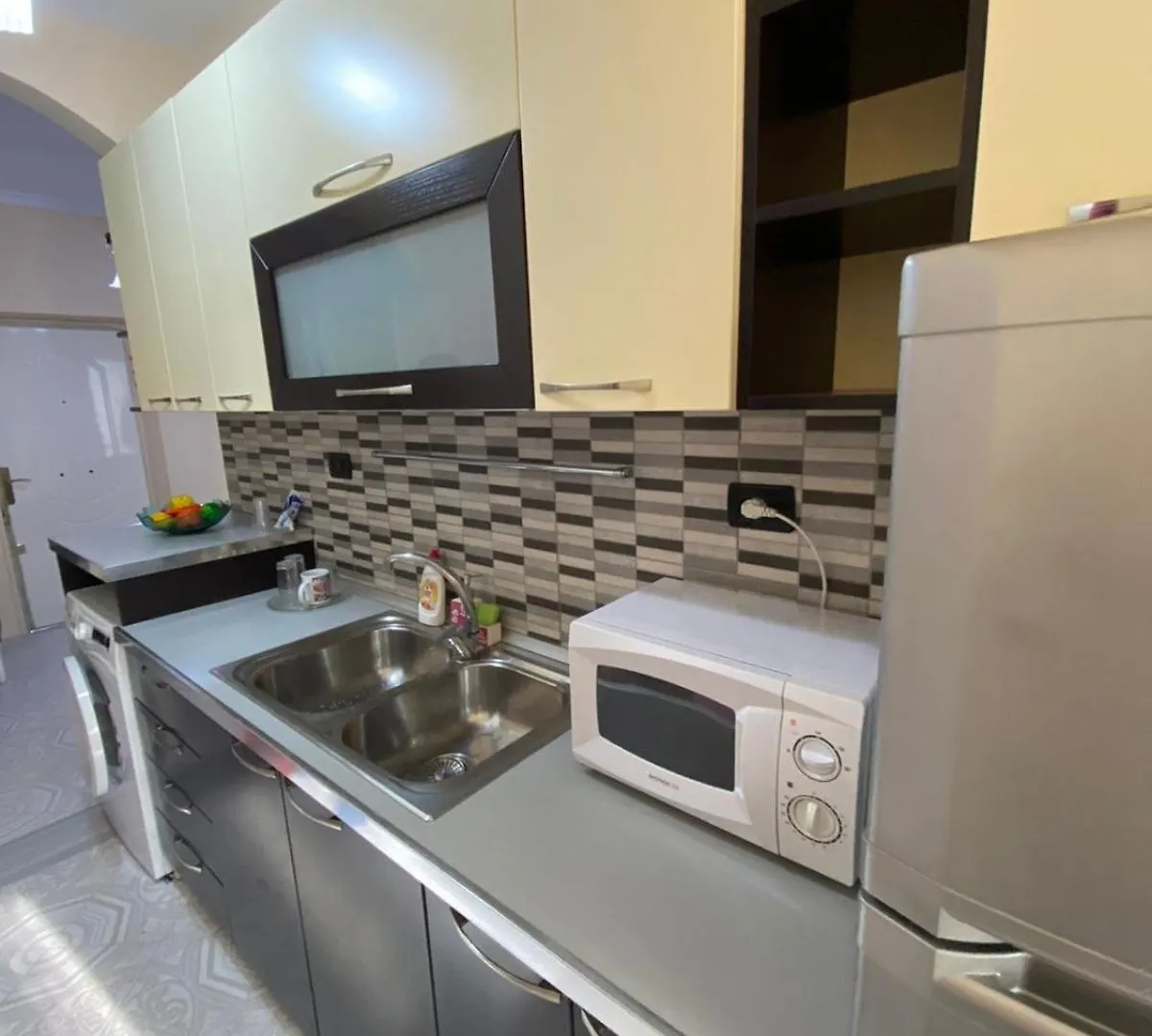 Toni House Apartment Vlore 0*,  Albania